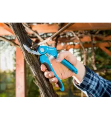 Kovadlinkové záhradné nožnice CELLPRO