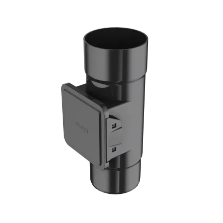 Čistící otvor 110 mm černý