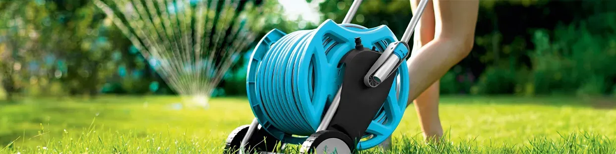 Držiaky a vozíky na hadice